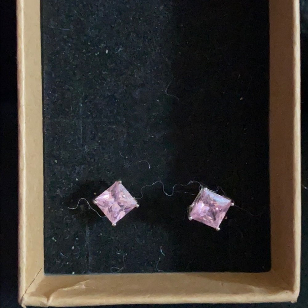 1 Carot simulated quartz earrings